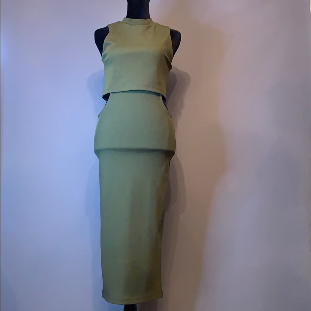 Women’s  TOPSHOP Dress with cutout - Picture 2 of 5